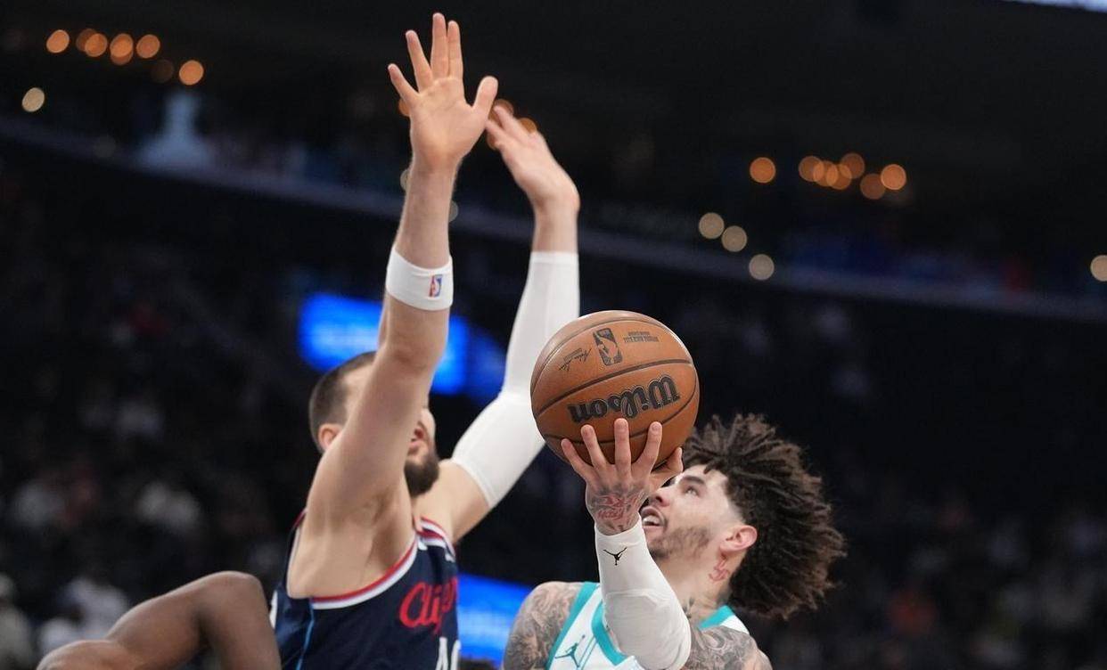 九游官网这也行？冲刺阶段孟菲斯灰熊备战足总杯罗马豪取连胜备战NBA常规赛，哈登与80激战瑞士队分钟的简单介绍